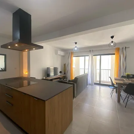 Apartament Brand New 2 Bedroom Pietà