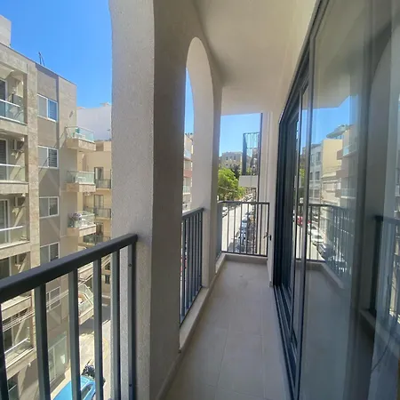 Apartment Brand New 2 Bedroom Pieta