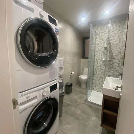 Apartment Brand New 2 Bedroom *