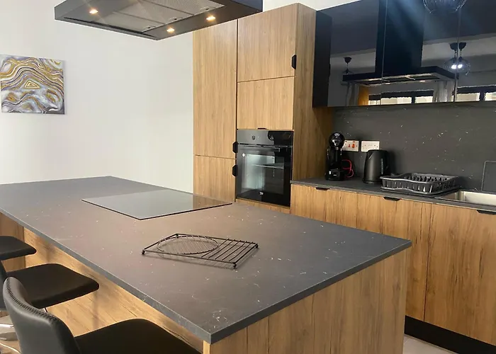 Brand New 2 Bedroom Lägenhet